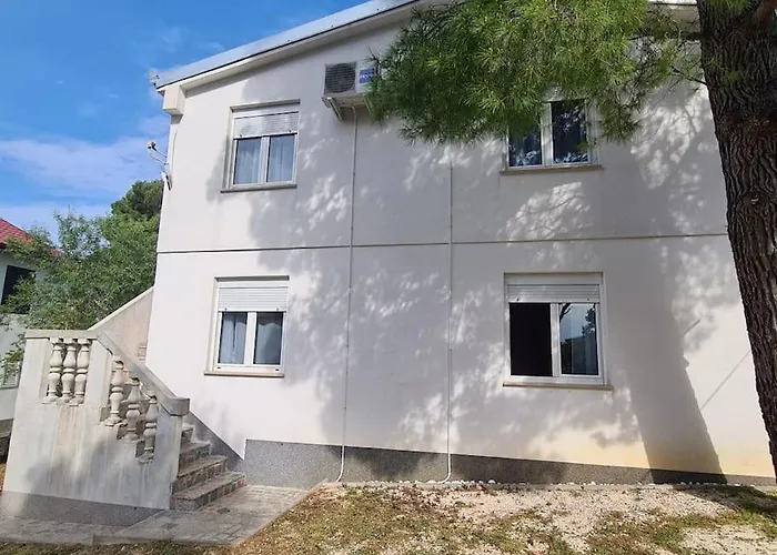 Lana, 40 Metara Do Mora, דירה