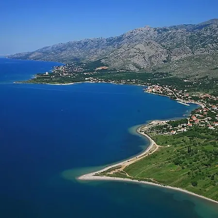 Appartement Lana, 40 Metara Do Mora, Seline