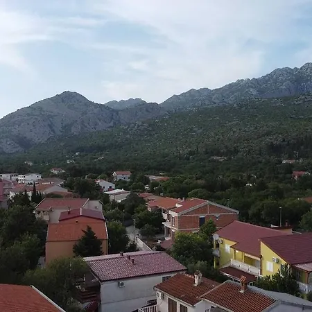 Appartement Lana, 40 Metara Do Mora, Seline