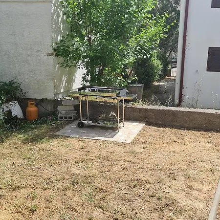 Lana, 40 Metara Do Mora, Apartmán Seline