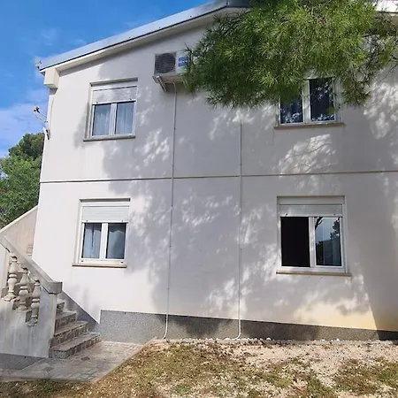 Lana, 40 Metara Do Mora, Apartmán