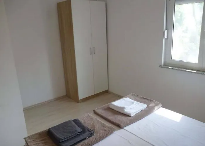 Apartmán Lana, 40 Metara Do Mora,