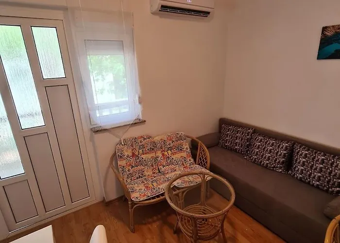 Lana, 40 Metara Do Mora, Apartmán *