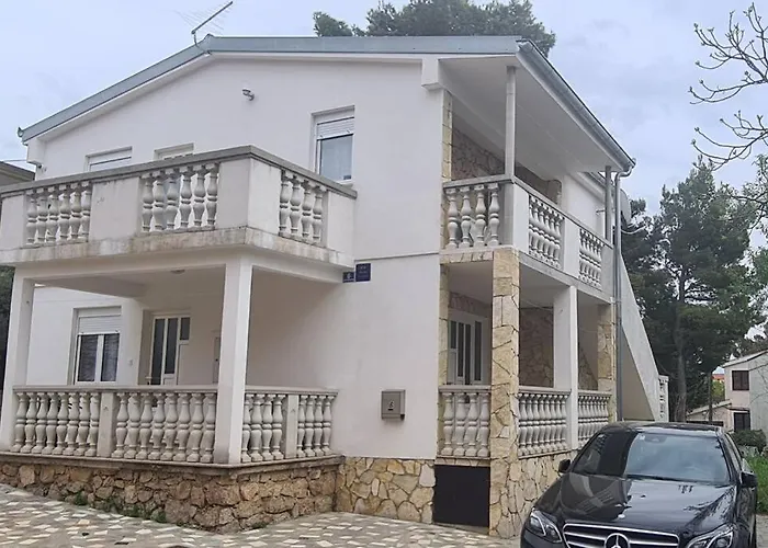 Lana, 40 Metara Do Mora, Apartmán *